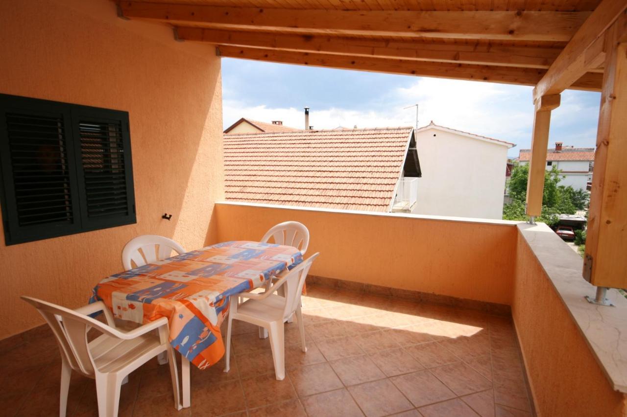 Apartments With A Parking Space Vodice - 6444 Extérieur photo